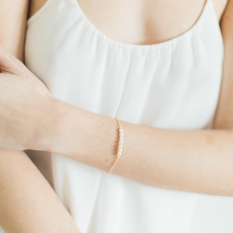 Delicate gold bracelet shop
