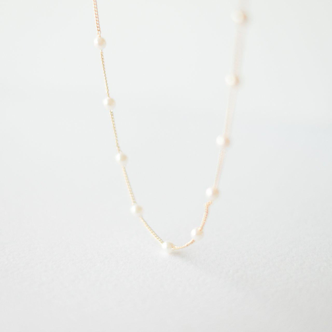 Delicate pearl necklace hotsell