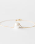 Single Pearl Bracelet in Gold