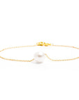 Single Pearl Bracelet in Gold