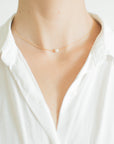 Single Pearl Choker Necklace in Gold