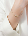 Delicate silver white pearl bracelet