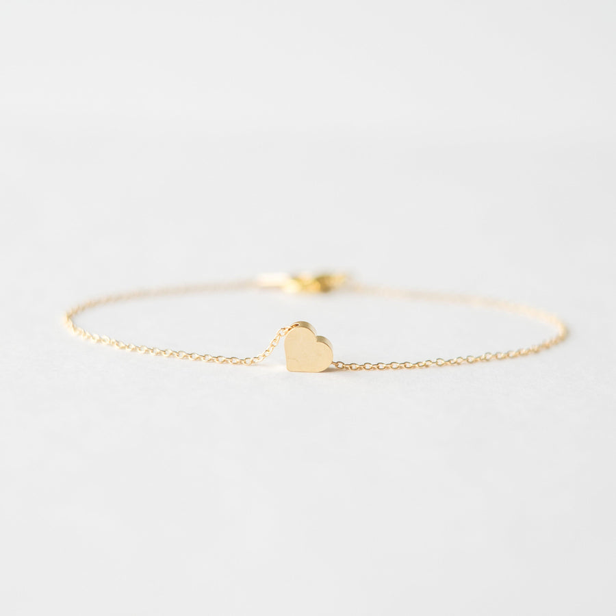 Delicate Gold Heart Bracelet