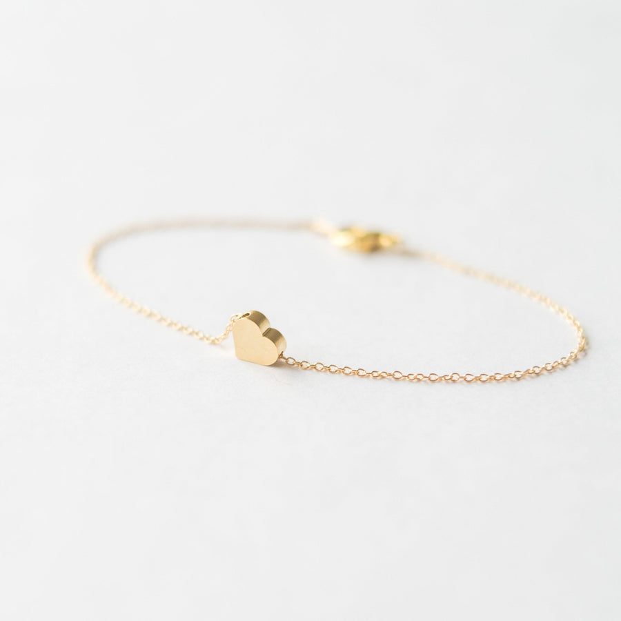 Delicate Gold Heart Bracelet