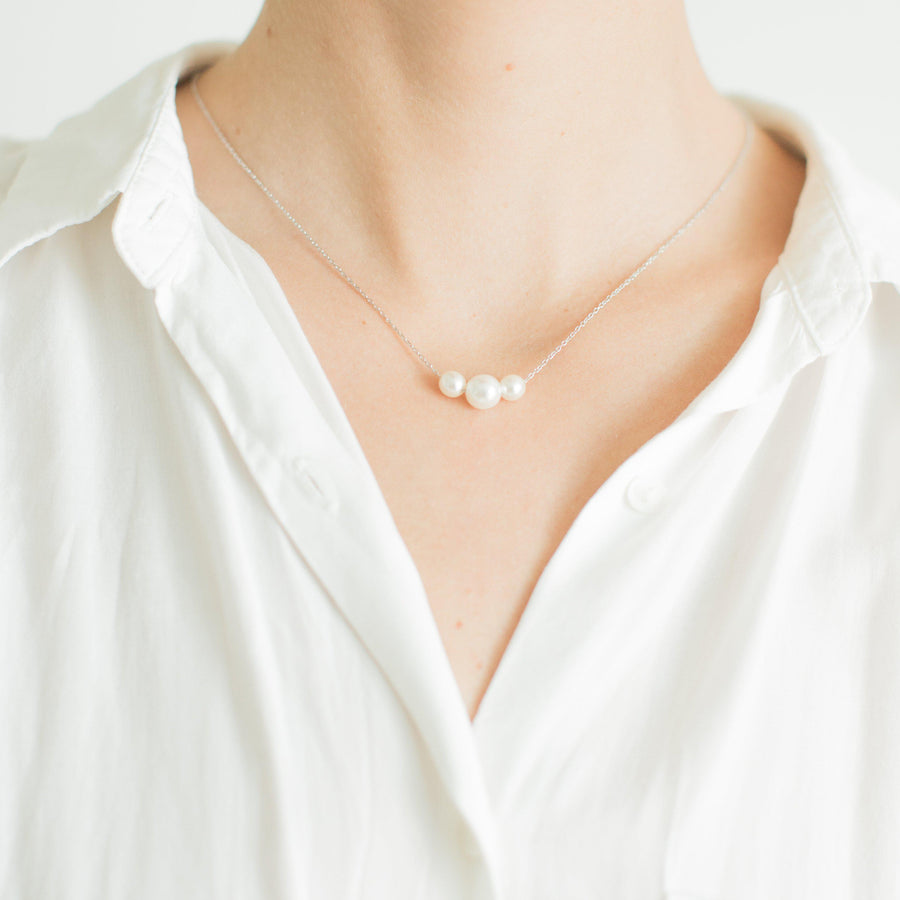 Delicate Silver White Pearl Necklace