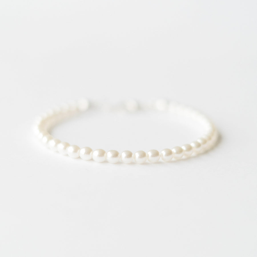 Delicate White Pearl Bracelet