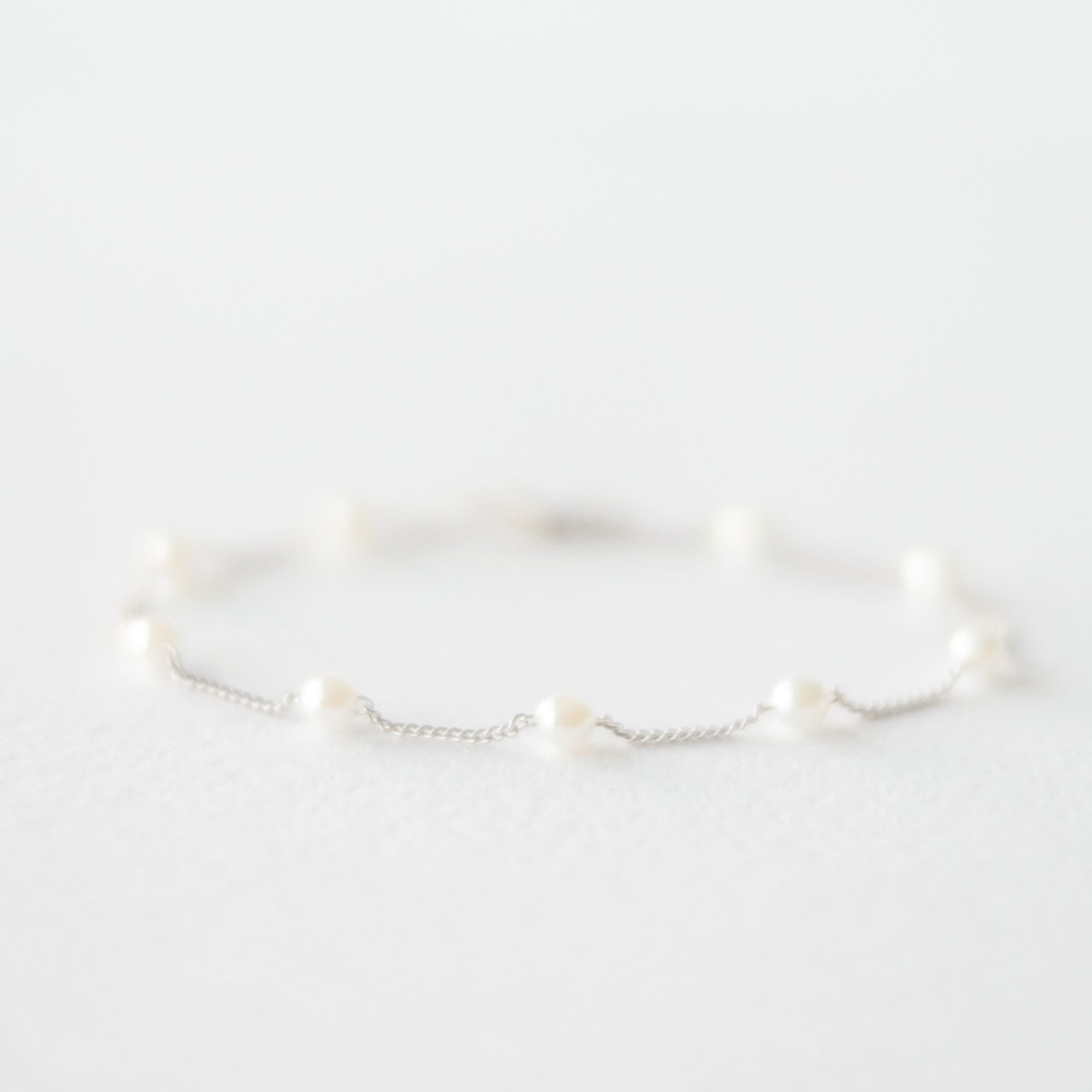 Delicate silver pearl bracelet