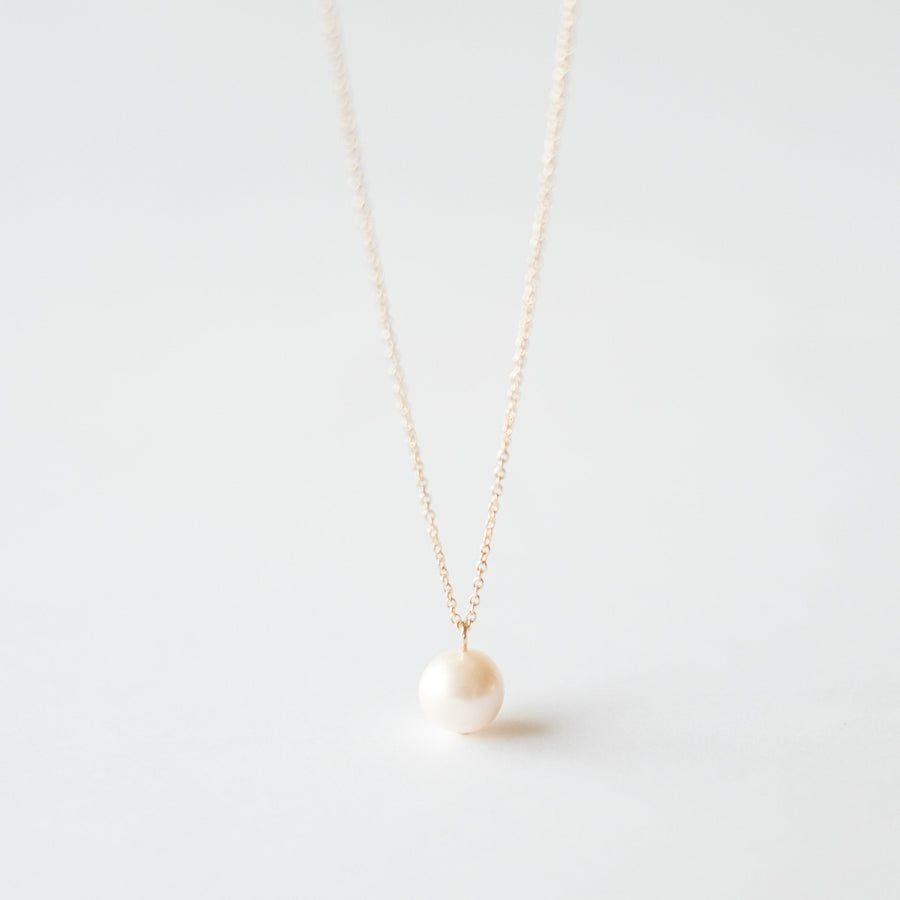 Freshwater Pearl Necklace in Gold