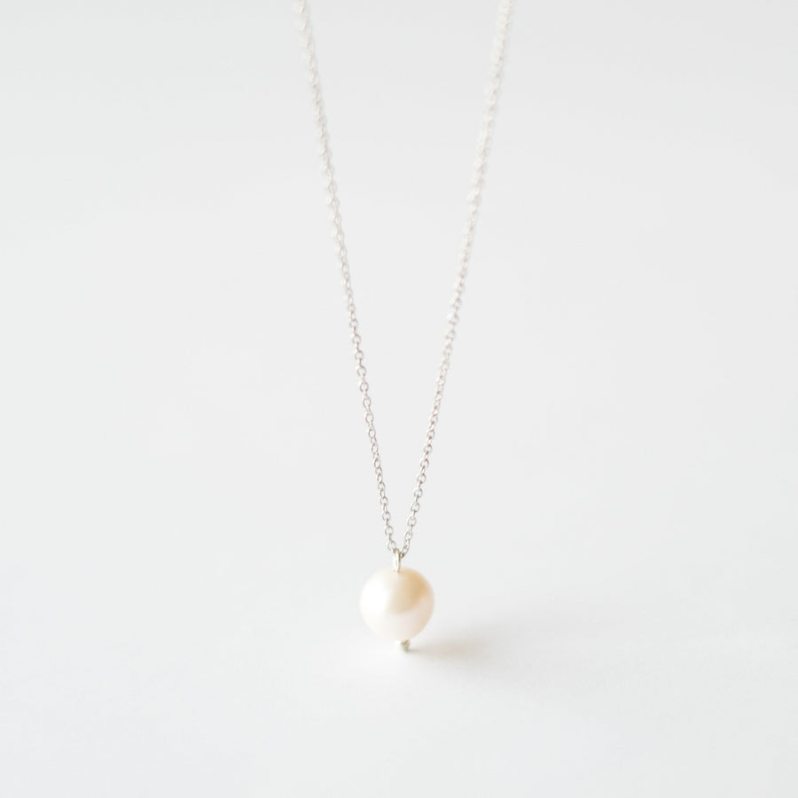 Freshwater Pearl Necklace in Silver