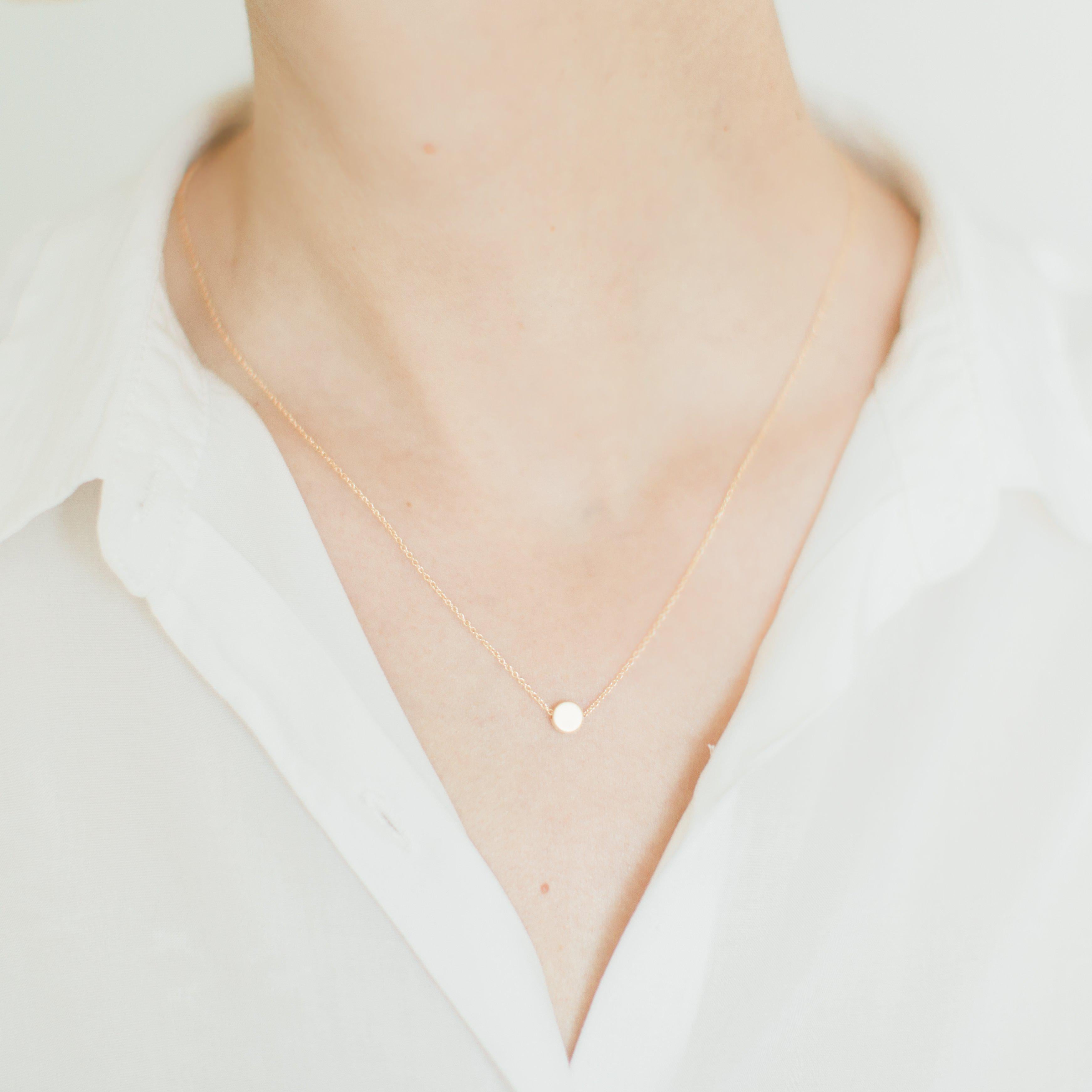 Geometric gold dot necklace