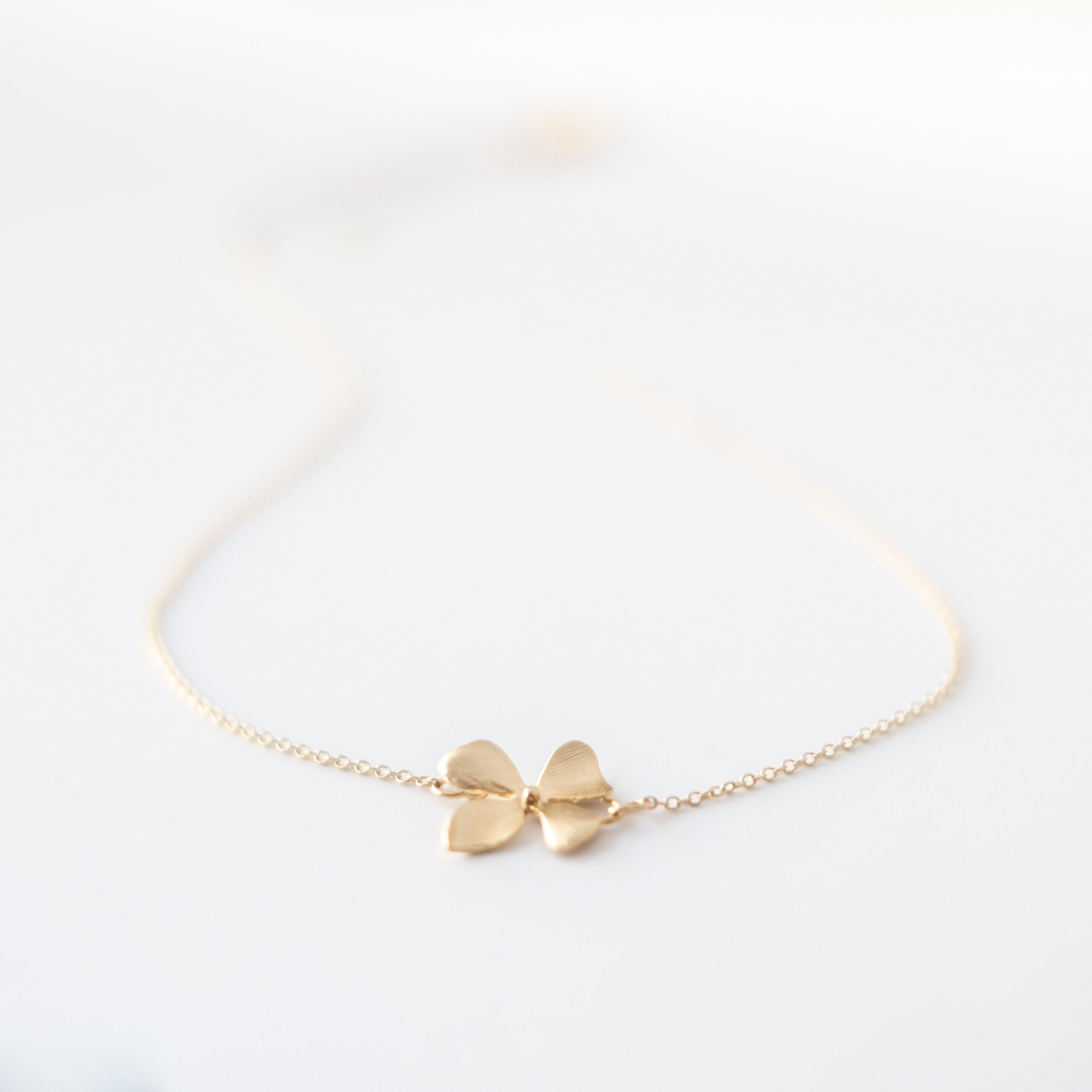 Gold Flower Choker Necklace