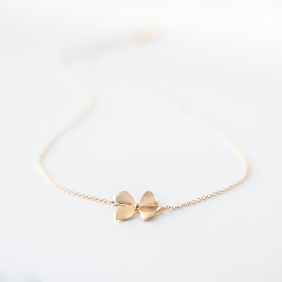 Gold Flower Choker Necklace
