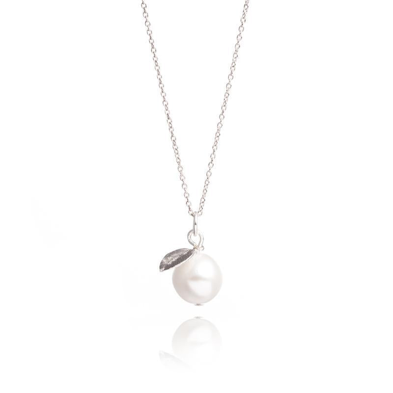 Pearl and Leaf Necklace