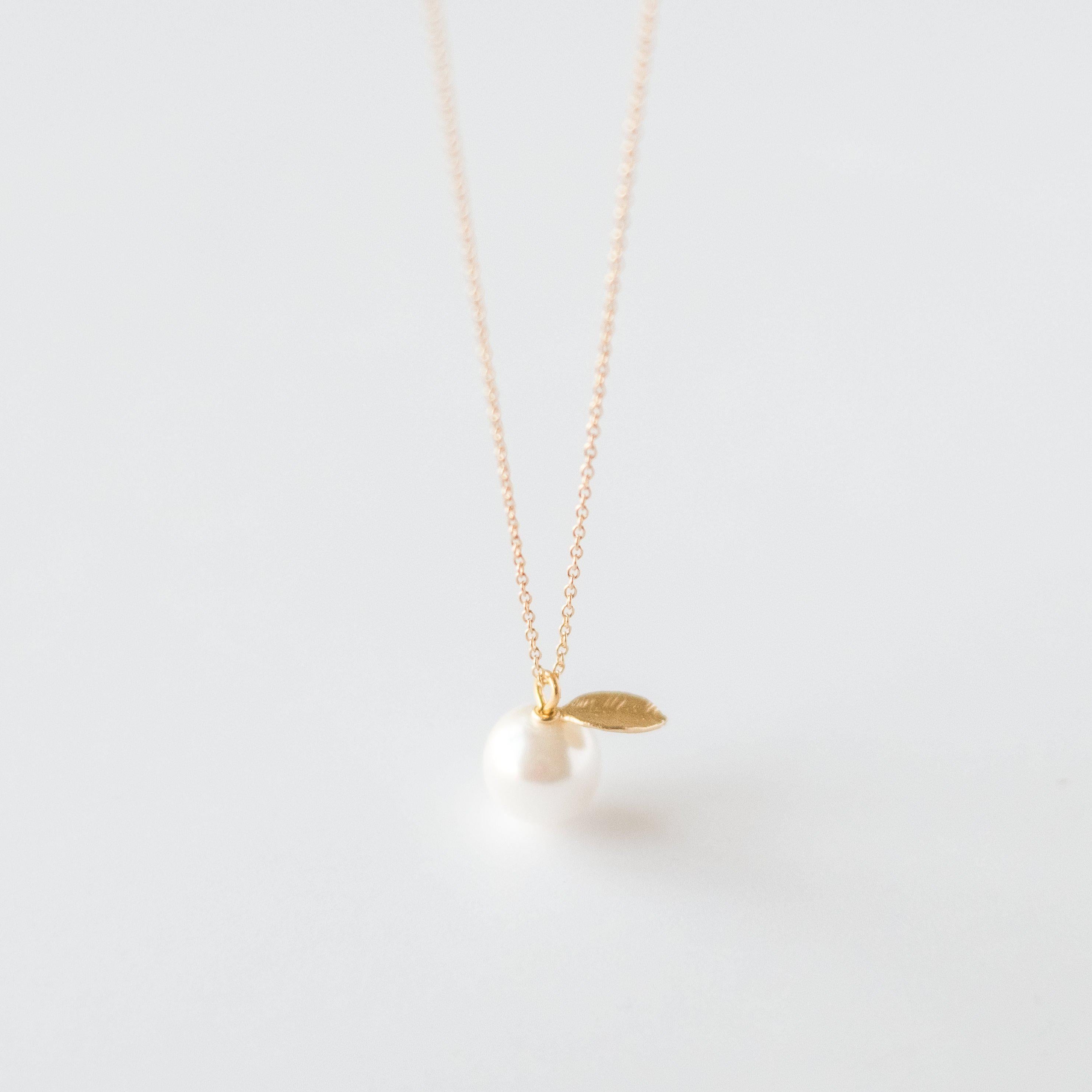 Pearl and Leaf Necklace