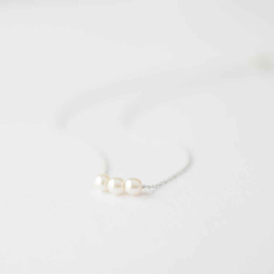 Silver Pearl Choker Necklace